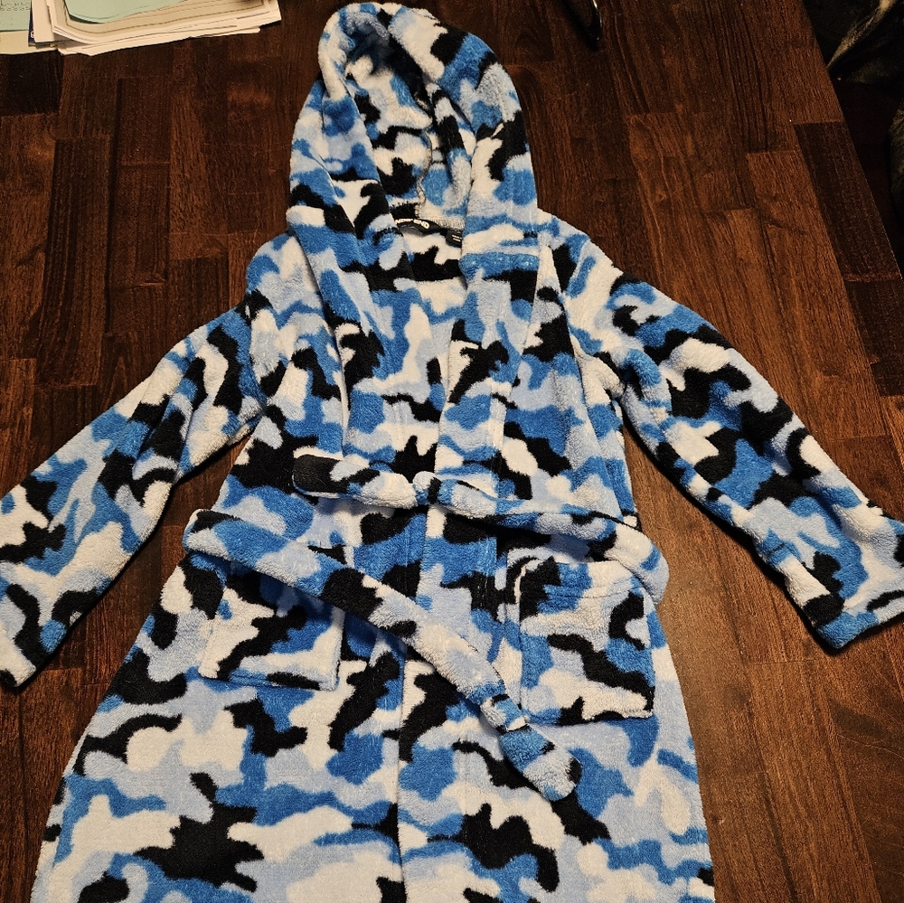 Lands End robe